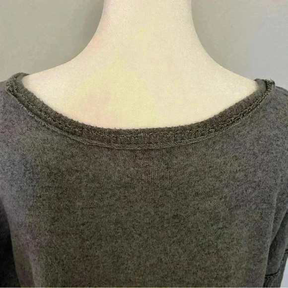 Bobeau ribbed sleeve oversize fit thin sweater in gray & black size small - Picture 8 of 15